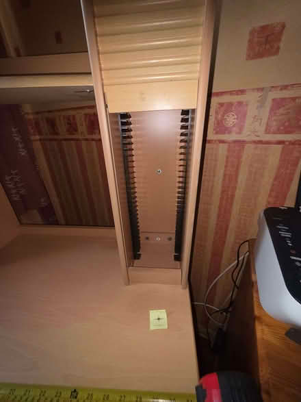 Photo of free Computer table (Dawley TF4) #3