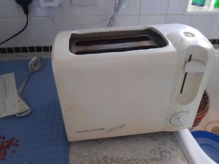 Photo of free Toaster and kettle (Green Street Green BR6 6BU) #2