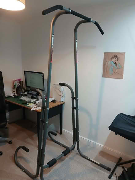 Photo of free Pull up station. (Dean EH4) #1