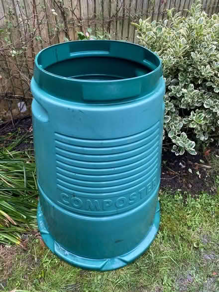 Photo of free Compost bin (Chalfont St Peter SL9) #3