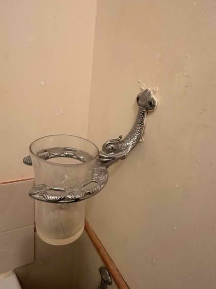 Photo of free Fish themed bathroom fittings (Freeland OX29) #2