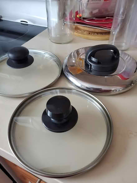 Photo of free Pot Lids (Britannia Rd and Creditview Rd) #1