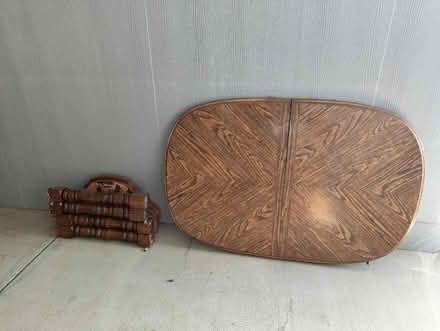 Photo of free Kitchen table and 4 chairs (Phoenix, Oregon) #1