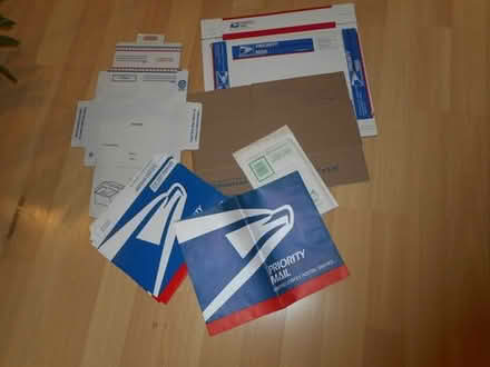 Photo of free mailers of various sizes #1