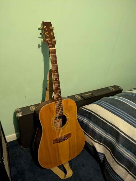 Photo of free Acoustic Guitar (Kendal LA9) #1
