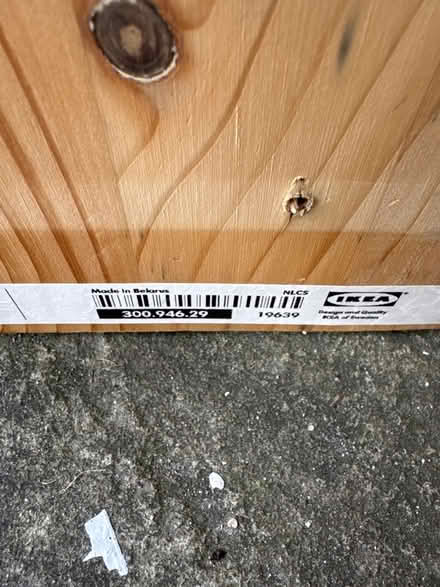 Photo of free 4 shelves (Cheam SM2) #3