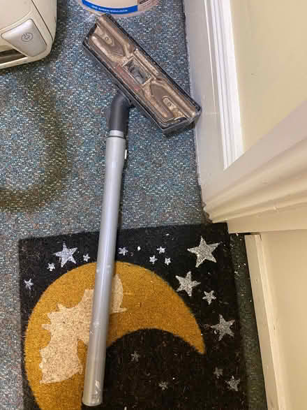 Photo of free Old beige hoover (BT9) #3