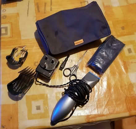 Photo of free Philips Philishave C644 electric hair trimmer/clippers (Corstorphine EH12) #1