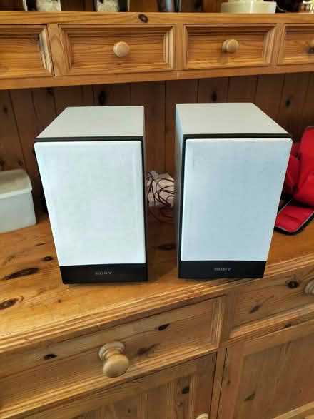 Photo of free Pair Sony bookcase speakers. (Nailsea BS48) #2