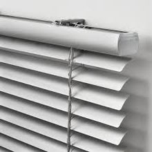 Photo of Old or Broken horizontal venetian slatted blinds (Blackhall EH4) #1