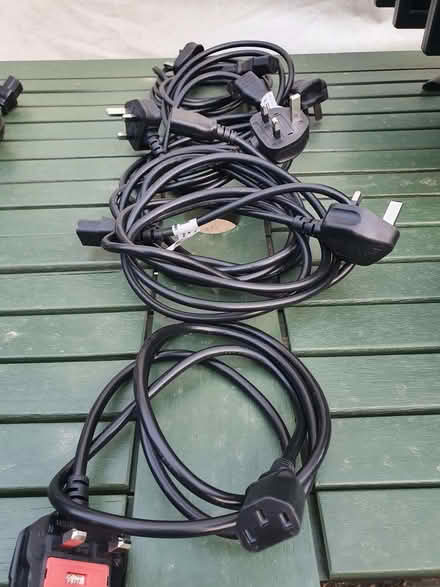 Photo of free 6 x Mains Power Leads (offer 6) (Booker HP12) #1