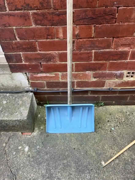 Photo of free Snow shovel (Beauchief S8) #1