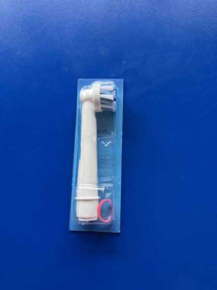 Photo of free Oral B toothbrush head (Hailsham BN27) #1