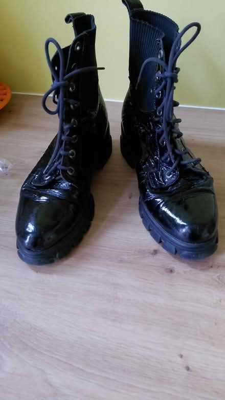 Photo of free Boots size 8 (Sheffield S12) #2