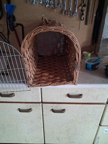 Photo of free Pet carrier (Crookesmoor S6) #1