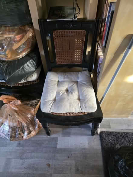 Photo of free Chairs & Bags of Books – LU2 (Warden Hill LU2) #1