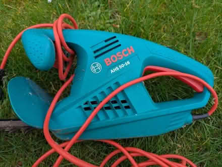 Photo of free Bosch hedge trimmer (Kenpshott RG22) #2