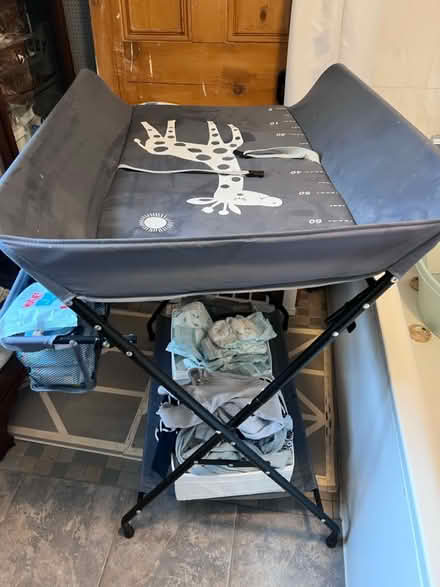 Photo of free Collapsing change table (Se20) #3