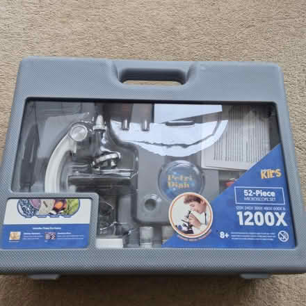 Photo of free 1200x 52-piece Microscope Set 8+ (Purley, Surrey) #1