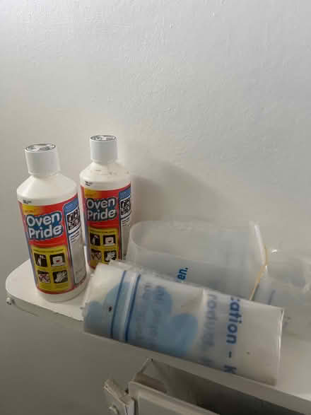 Photo of free Oven pride cleaner x2 (Hove BN3) #1