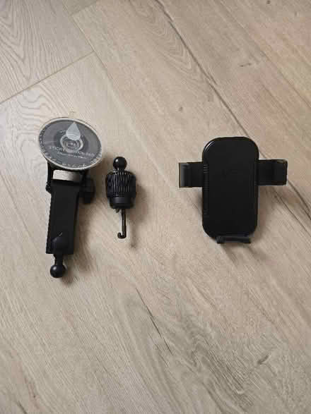 Photo of free Car phone holder (Panshanger AL7) #1