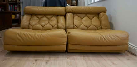 Photo of free armchairs / settee (Townsend BH8) #4