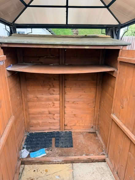 Photo of free Small shed (Whitton TW3) #2