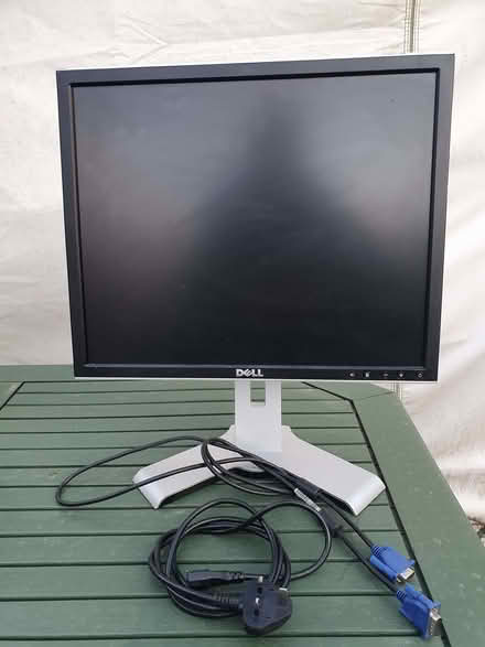 Photo of free 19 inch LED Monitor (ffer 1) (Booker HP12) #1
