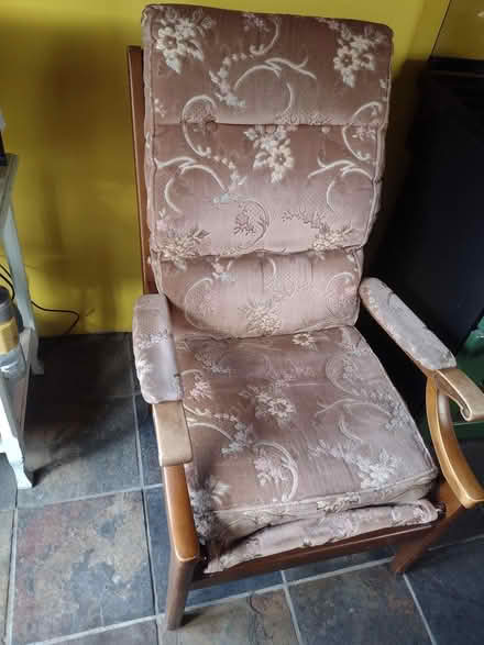 Photo of free Cintique fireside chair (Sherwood NG5) #1