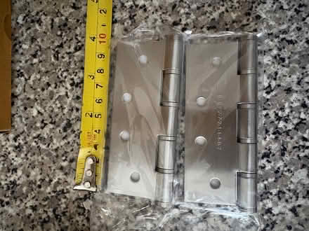 Photo of free X4 black door handles x6 hinges (Belper DE56) #2