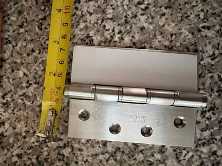 Photo of free X4 black door handles x6 hinges (Belper DE56) #3