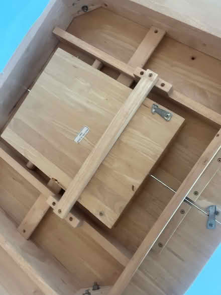 Photo of free Extendable dining table (Se1) #2