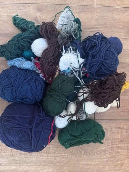 Photo of free Wool oddments (Risinghurst OX3) #1