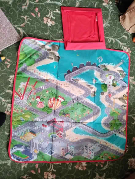 Photo of free Play mat / toy box (Bromley BR2) #1
