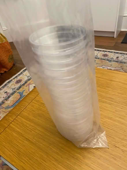 Photo of free 18 x petri dishes - unused (Walworth SE17) #1