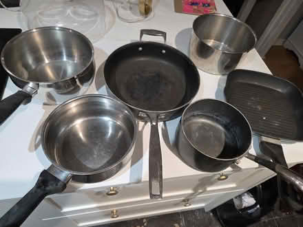 Photo of free Pots, pans, frying pans (New Ash Green DA3) #1