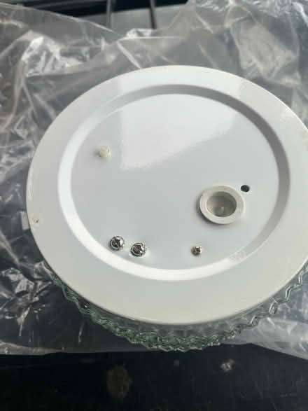 Photo of free Glass bathroom light (Harrogate HG2) #3