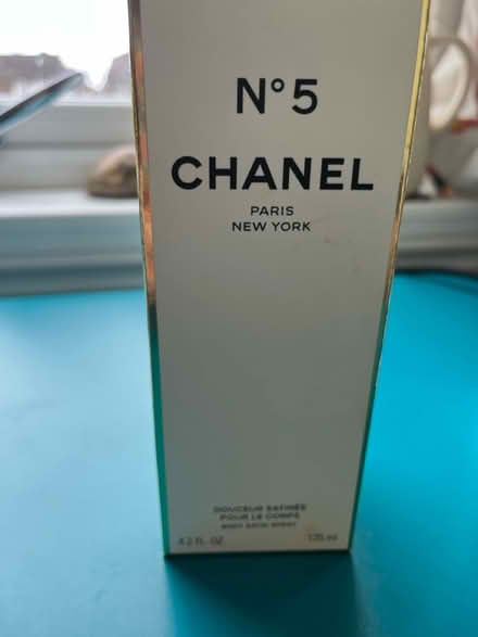 Photo of free Chanel No.5 (CH45) #3