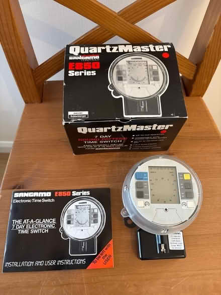 Photo of free electronic time switch (Thames Ditton KT7) #1