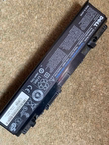Photo of free Battery pack for Dell laptop computer (Benslow SG4) #1