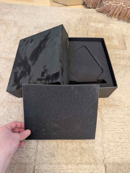 Photo of free Box + foam padding (Whoberley CV5) #1