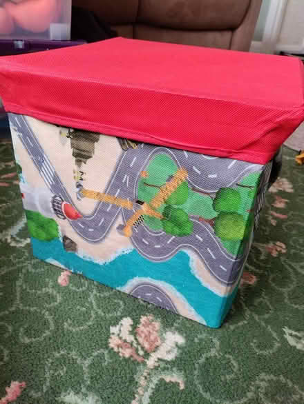Photo of free Play mat / toy box (Bromley BR2) #2
