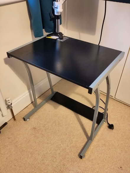 Photo of free Computer desk (Kidlington OX5) #1