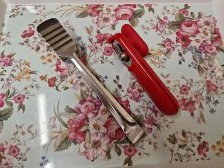 Photo of free Can opener, tongs? (Barton/Headington, OX3) #1
