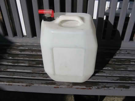 Photo of free water carrier (Dairy Lane Estate DH4) #1