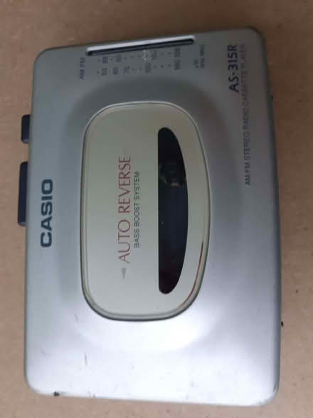 Photo of free CD/radio portable player (Southport PR8) #1