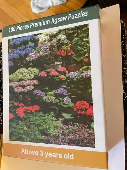 Photo of free jigsaw puzzle (Wedgwood) #1