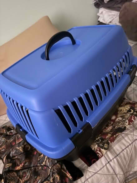 Photo of free Pet Carrier (Henwick RG19) #1
