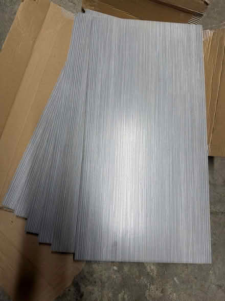 Photo of free 6 tiles 50 x 25 cm (Welling DA16) #1