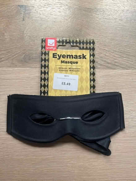 Photo of free Dressing up eye mask, brand new (Headingley LS6) #2